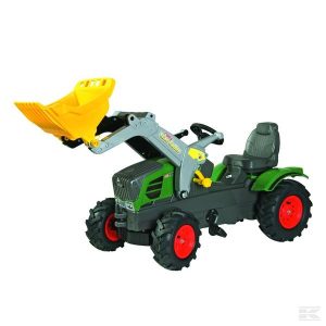 Fendt 211 mit Frontl.+Luftber. (R61108)  Kramp