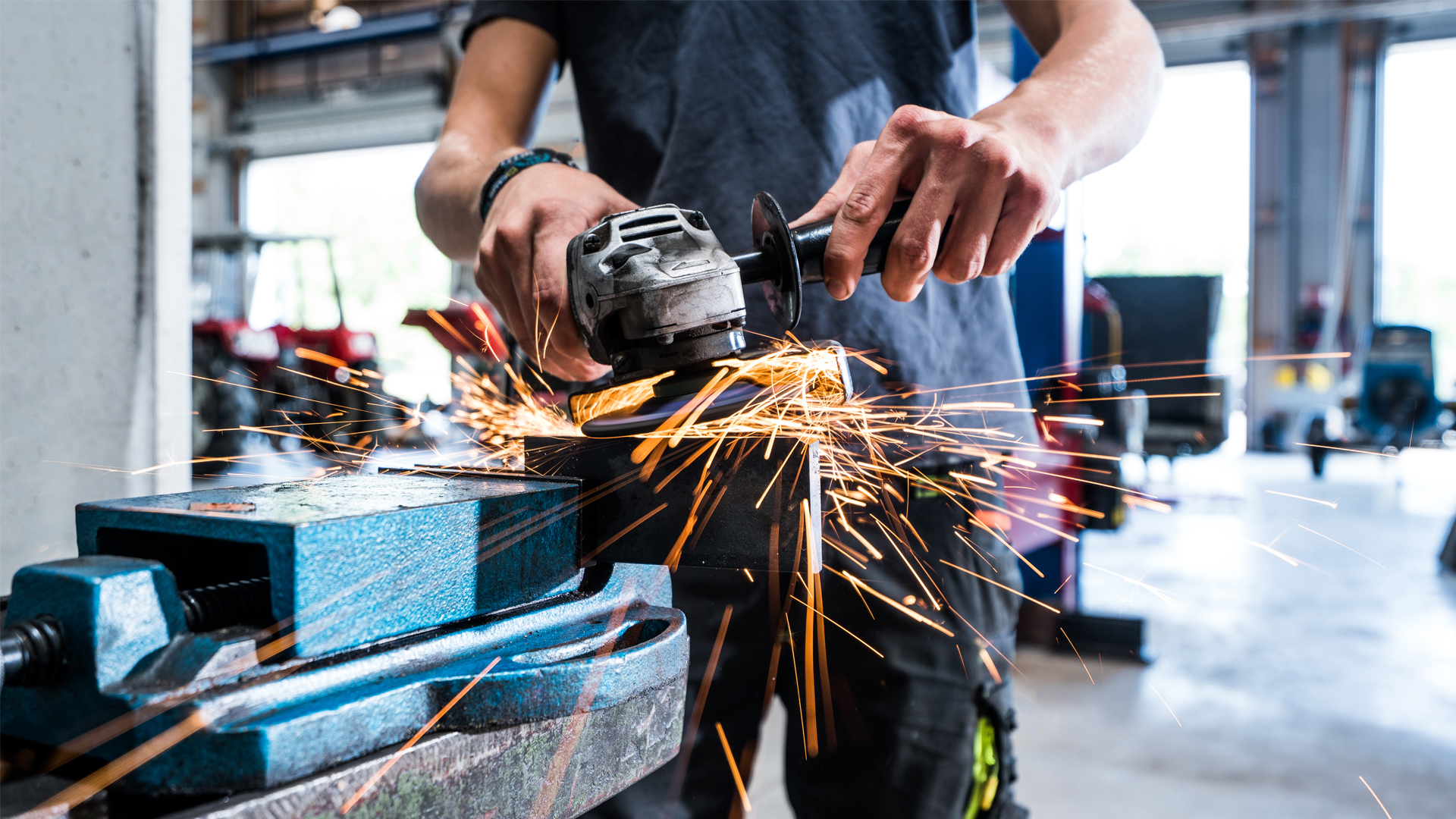 Hochrather Landtechnik Flexen in der Werkstätte