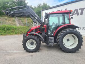 Valtra A 104